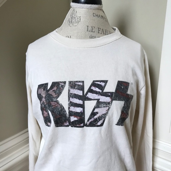 KISS Pull Over Sweatshirt Womens Medium Cream Animal Print Crew Neck Long Sleeve - Picture 4 of 11